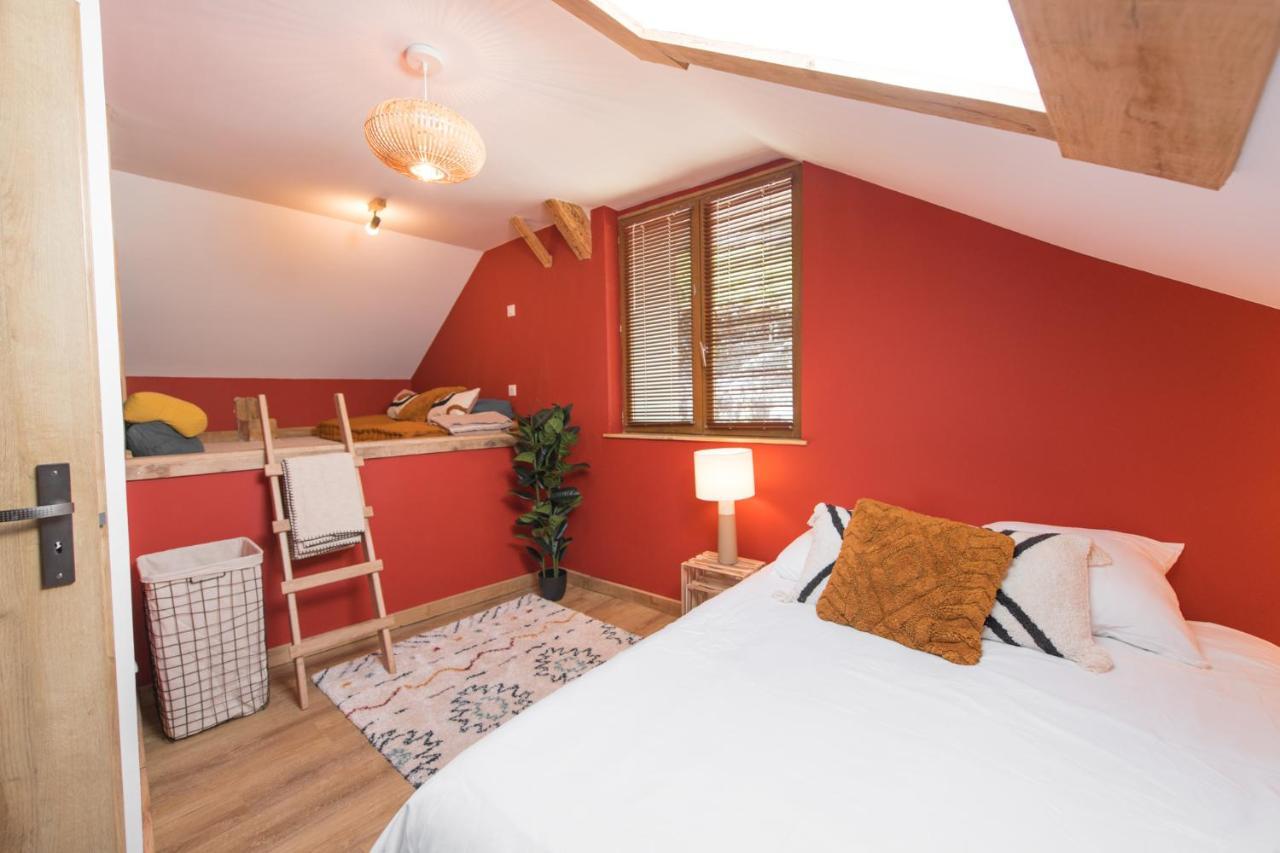Le Milan Royal - Montmin Apartment Bagian luar foto